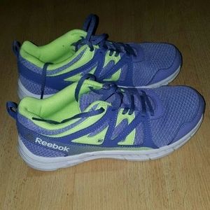 Reebok girl's sneaker